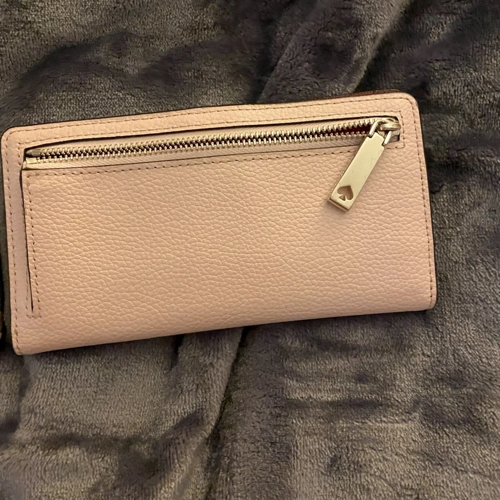 Wallet - Picture 1 of 3
